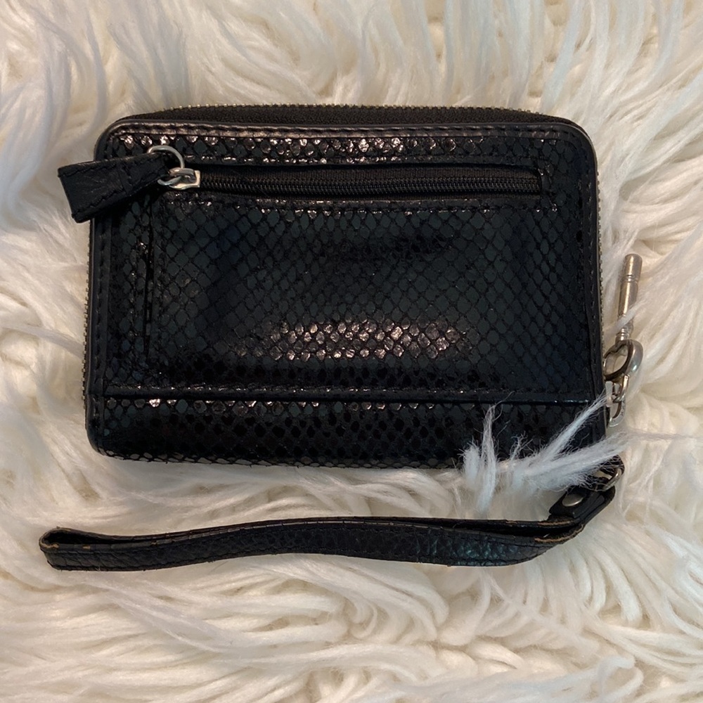 Fossil Wallet/ Wristlet in excellent condition - Picture 4 of 8